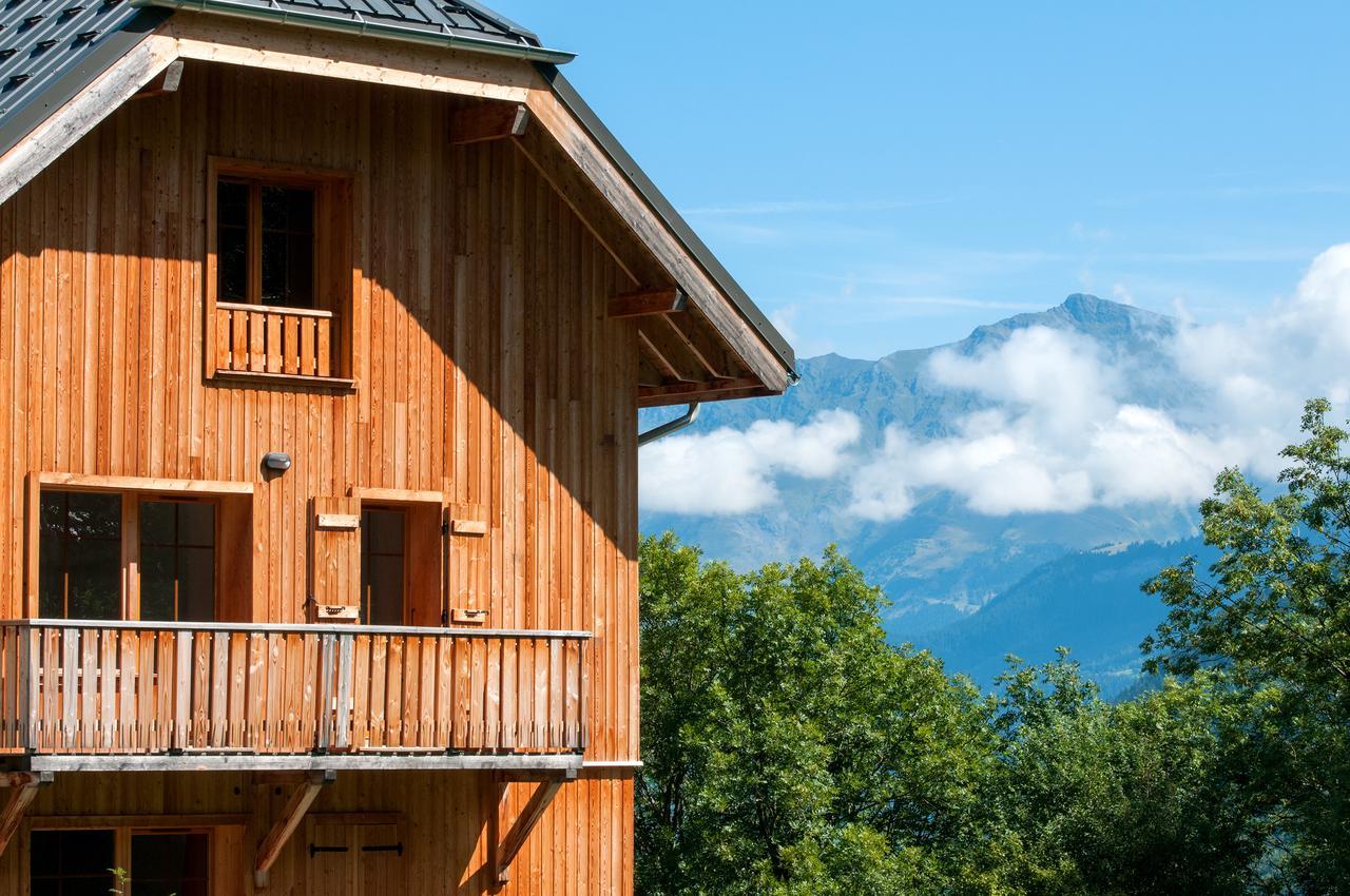 Goelia Les Chalets De Belledonne Saint-Colomban-des-Villards Ngoại thất bức ảnh